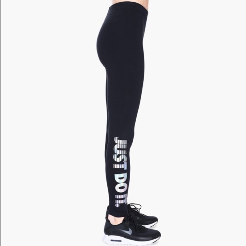 Nike Holographic Leggings